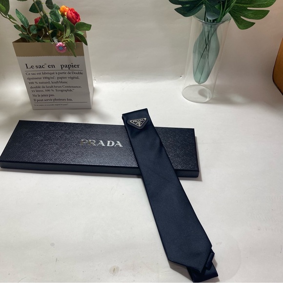 Prada Black Men's Tie - Picture 1 of 3